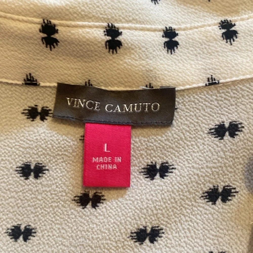 VINCE CAMUTO peplum blouse w/sm bl geo pattern on cream Sz L, modesty snap - Picture 8 of 9